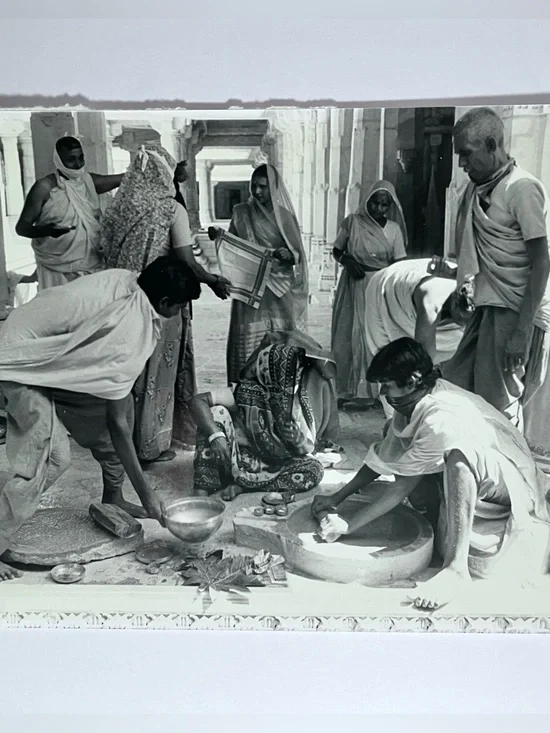 Vintage 1986 RANAKPUR TEMPLE / JOHANNES ODE Photojournalist / THE HUNGER PROJECT